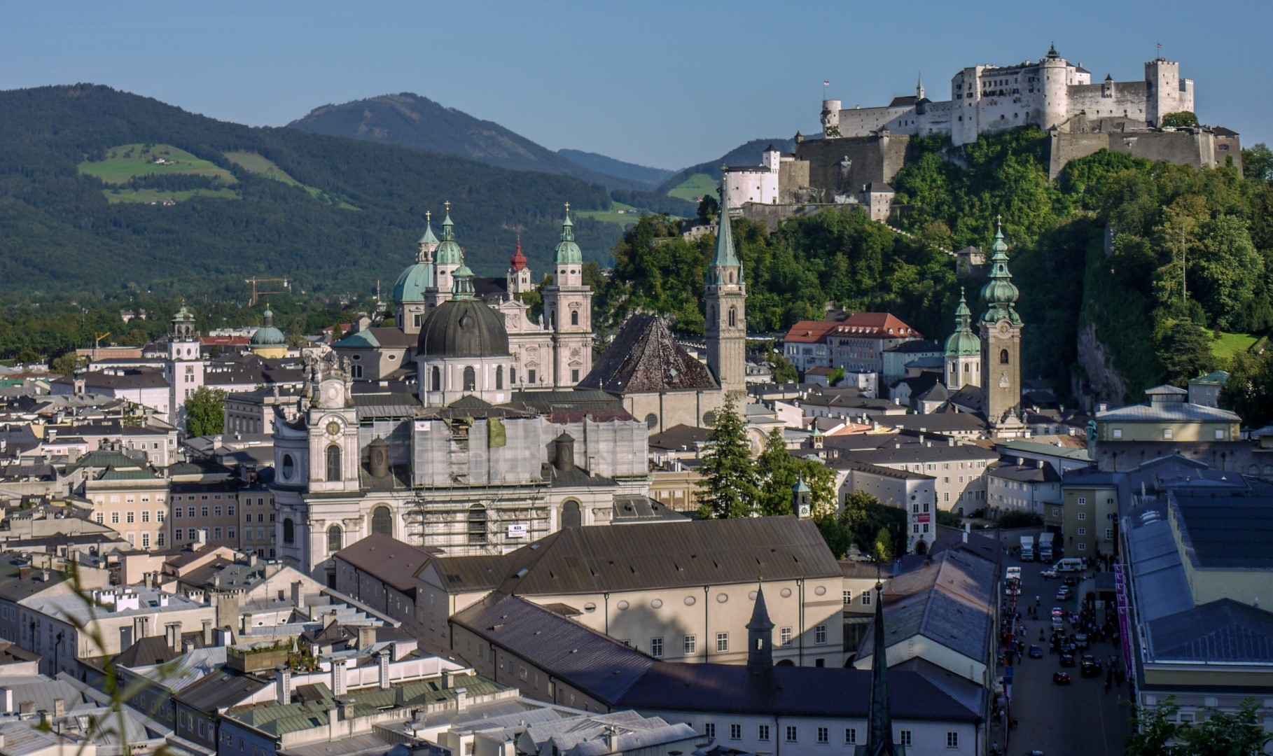 Blick auf Salzburger Altstadt und Festung